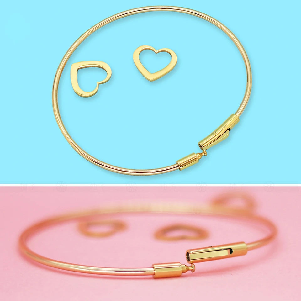 MaiLun Custom Names Heart Charms Bangle Personalized Women Bracelet Jewelry Gift Mother's Day Gift -send us names via chat